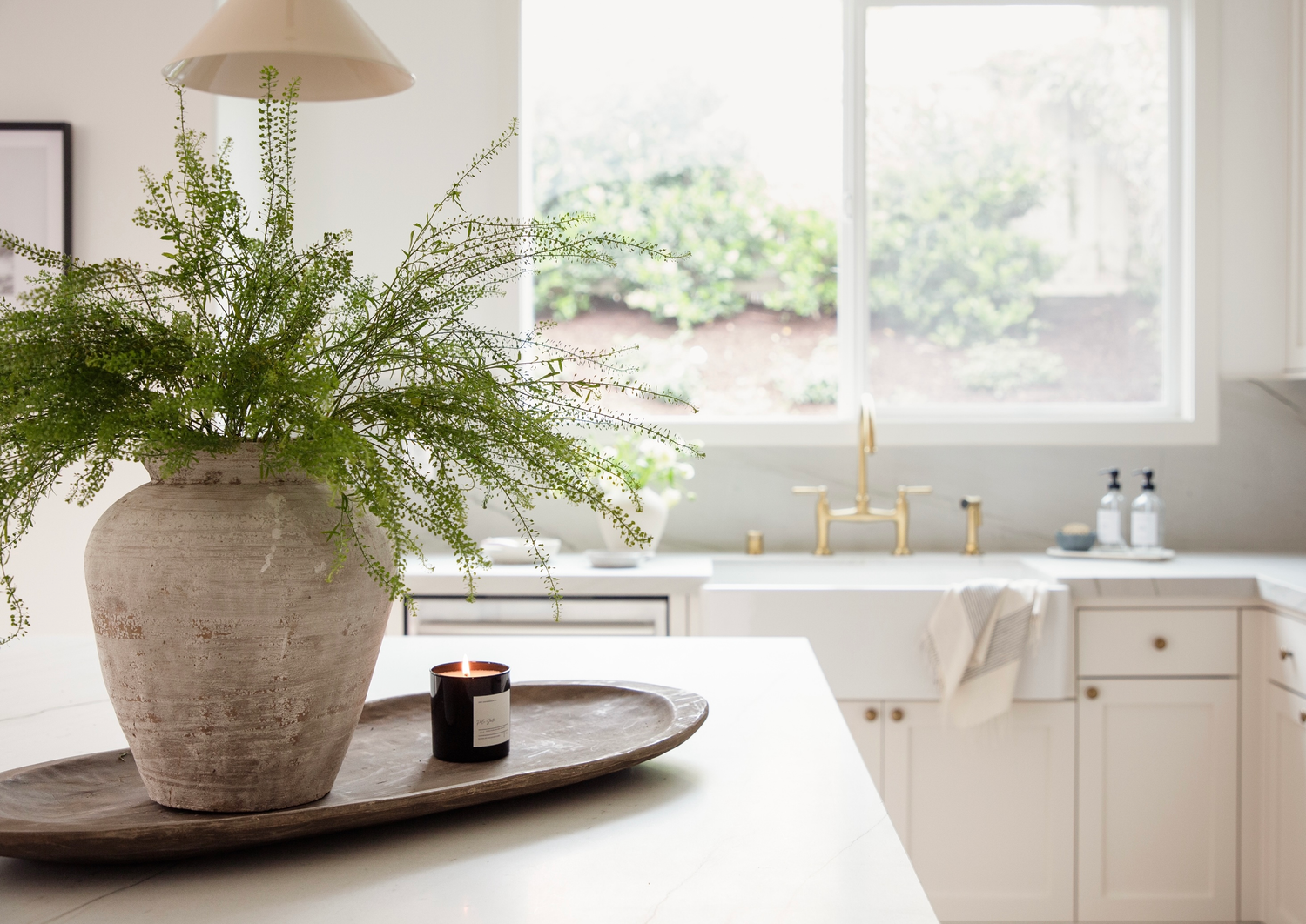 Kitchen & Dining