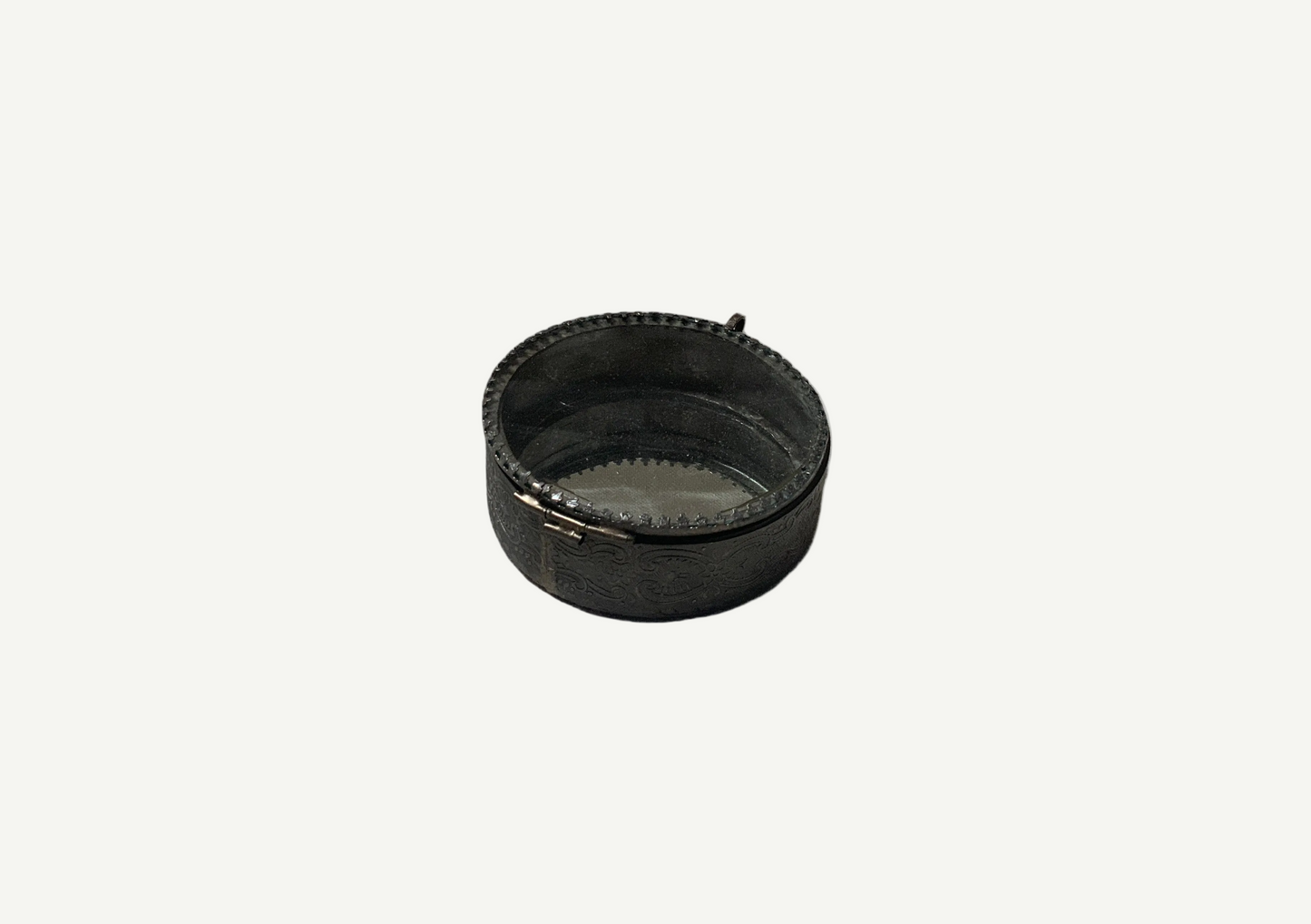 Black Metal Jewelry Jar
