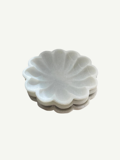 Scalloped Rim Dish